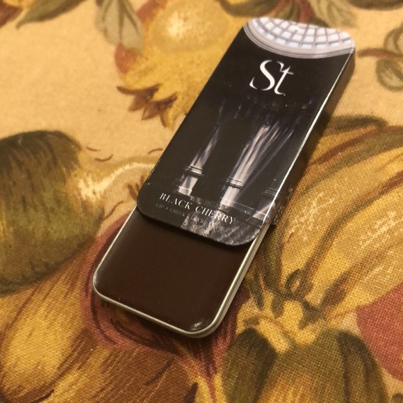 Seint Lip & Cheek BLACK CHERRY NIP Note: this listing is only for Black Cherry - Picture 3 of 6